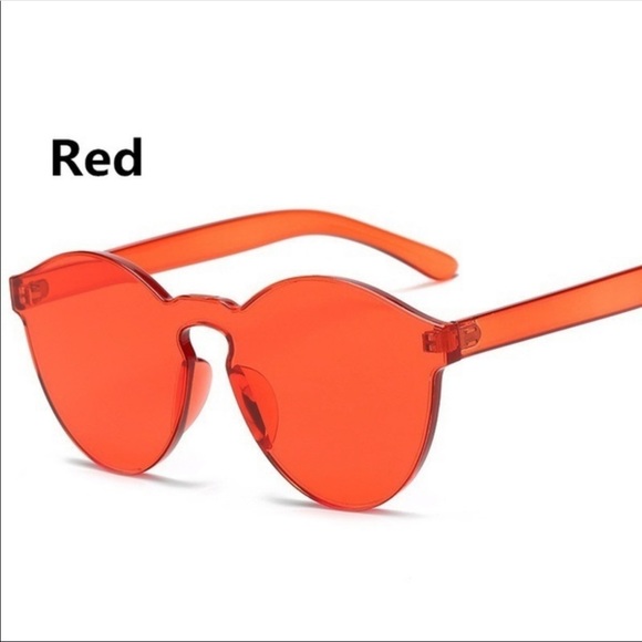 Beautiful sunny sunglasses in different colors. - Picture 3 of 8